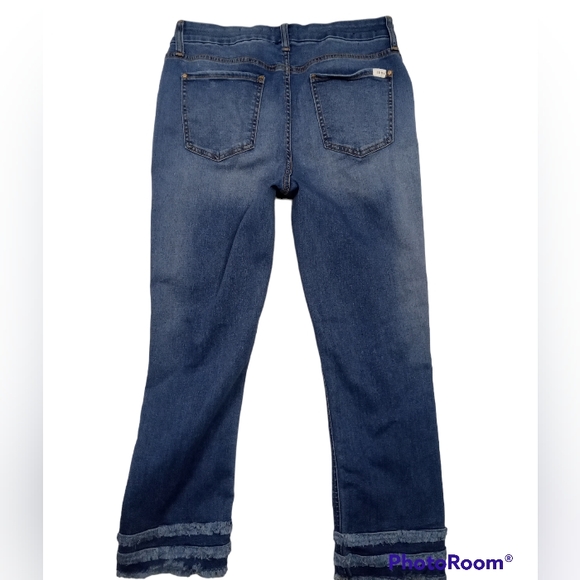 Jen 7 Cropped Straight Factory Whiskering Frayed Ankle Jean Size 8 - Picture 9 of 10